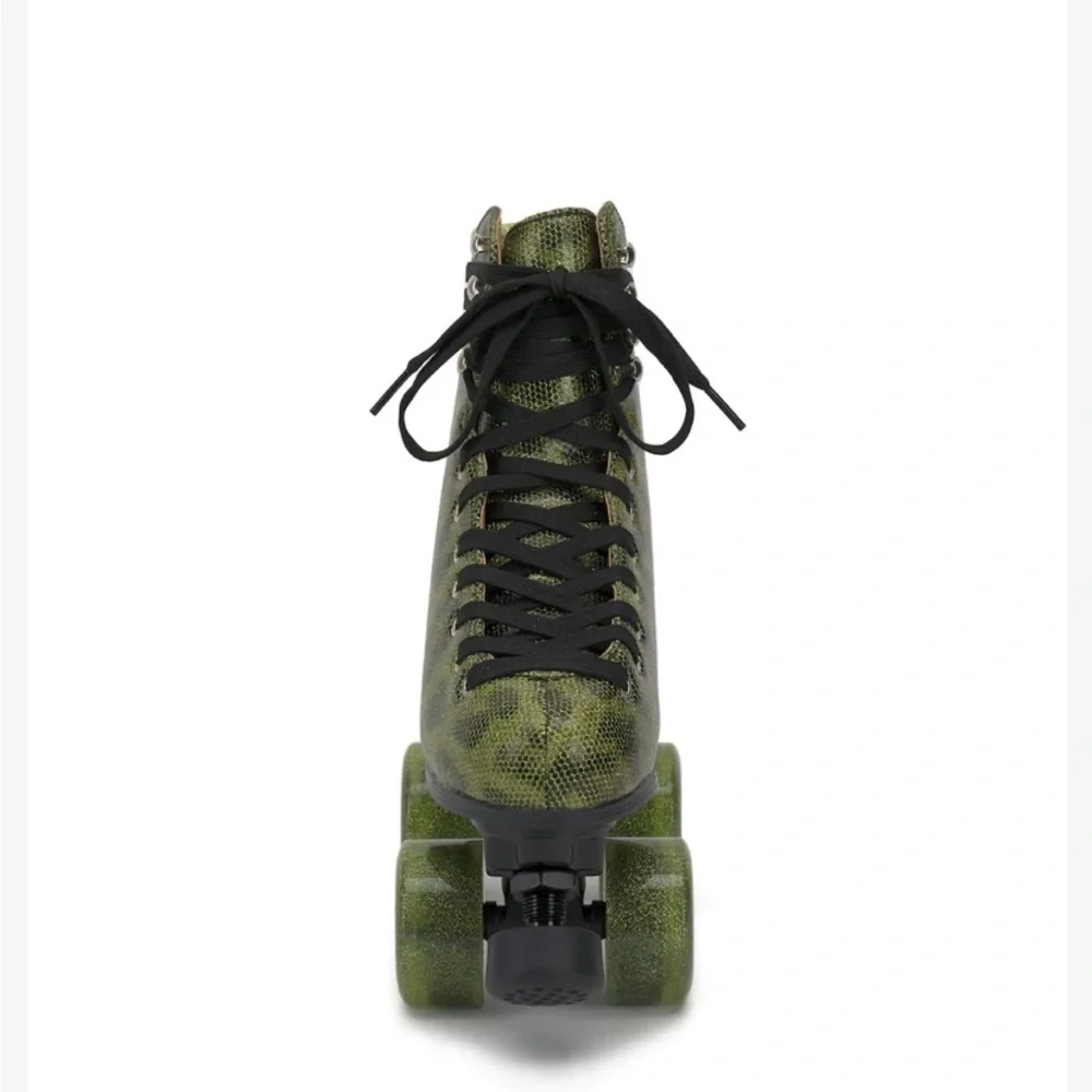 - Rollstar Roller Skate in Green Leopard jessica Simpson new - Picture 6 of 9